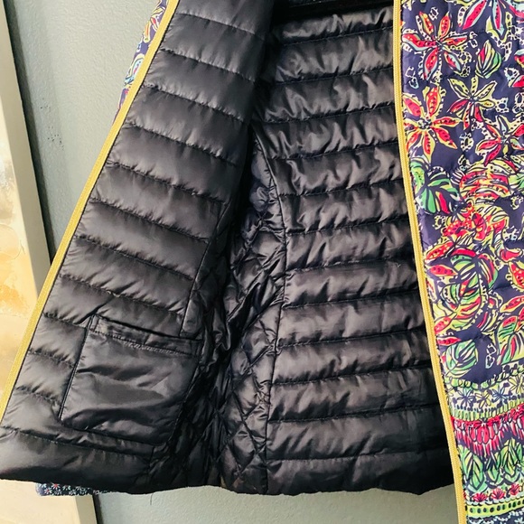 Lilly Pulitzer reversable Puffer style jacket size XS - Picture 4 of 7